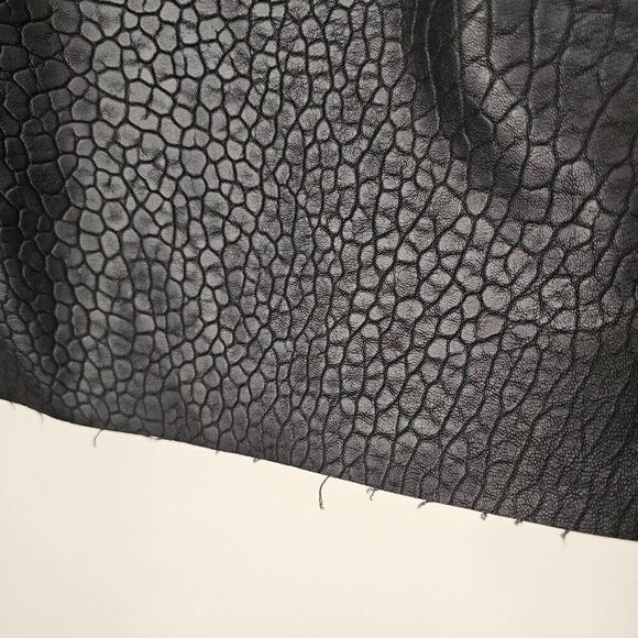 NWT VERO MODA RILEY BLACK FAUX PEBBLE LEATHER MINI SKIRT SIZE M - Picture 8 of 15